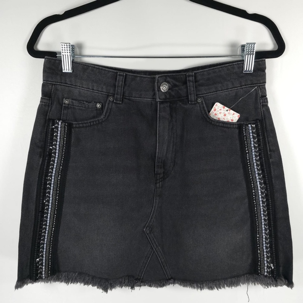 NWT FREE PEOPLE Embellished Rhinestone Side Stripe Denim Mini Skirt Raw Hem Sz 6 - Picture 4 of 16